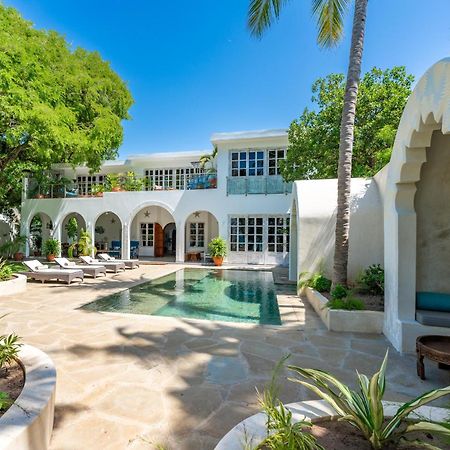 דיאני ביץ' Nomad Beach Resort מראה חיצוני תמונה
