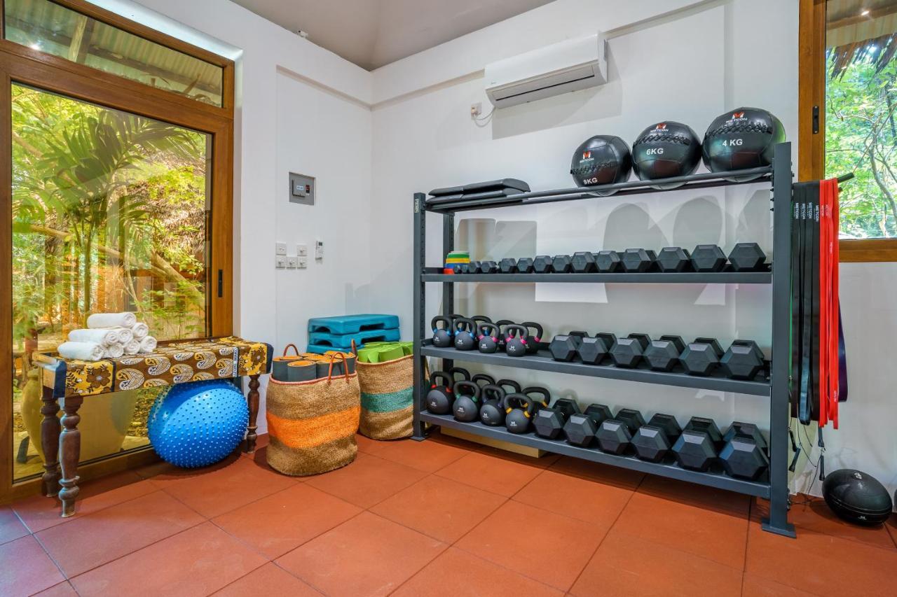 דיאני ביץ' Nomad Beach Resort מראה חיצוני תמונה