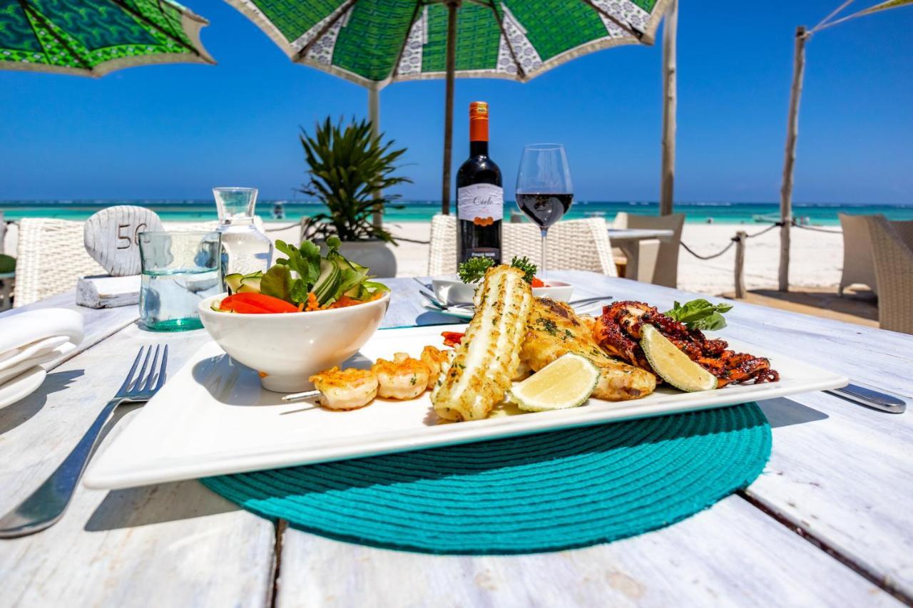 דיאני ביץ' Nomad Beach Resort מראה חיצוני תמונה